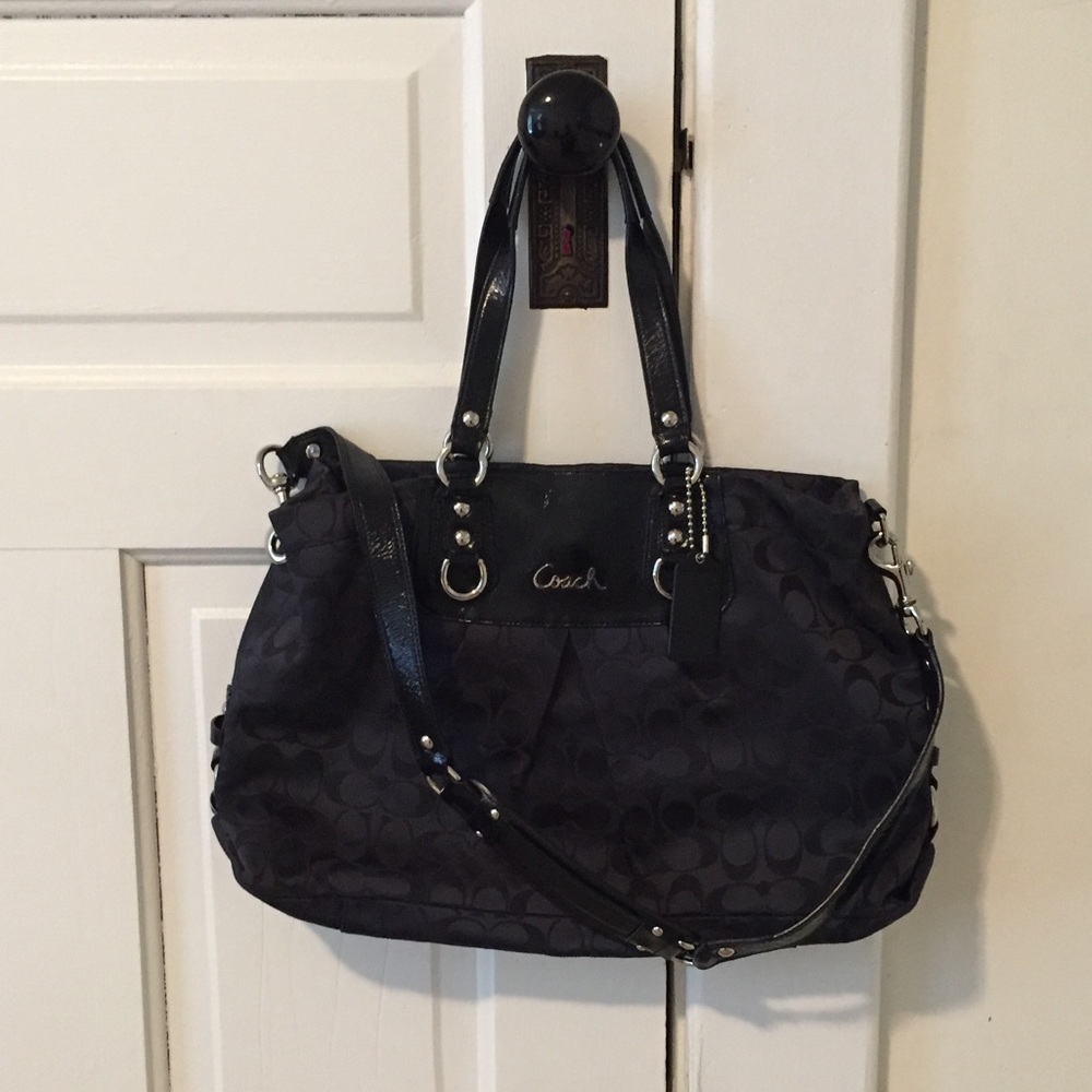 Coach Shoulder Bag
